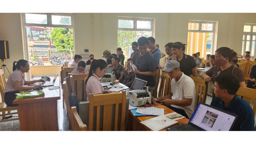 Phòng giao dịch Ngân hàng Chính sách xã hội Phúc Thọ đảm bảo duy trì lịch giao dịch cố định tại các điểm giao dịch của xã Phúc Lộc sau khi sắp xếp đơn vị hành chính từ ngày 01/7/2025