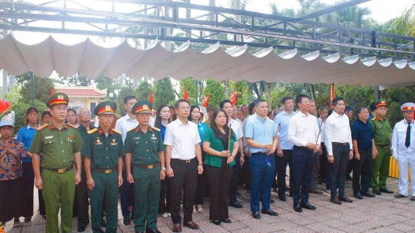 Phường Phú Thượng (TP Hà Nội): Tri ân các anh hùng liệt sĩ nhân ngày 27-7
