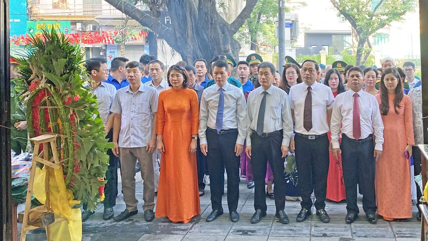 PHƯỜNG CỬA NAM TỔ CHỨC LỄ DÂNG HƯƠNG KỶ NIỆM 78 NĂM NGÀY THƯƠNG BINH - LIỆT SĨ (27/7/1947 - 27/7/2025)