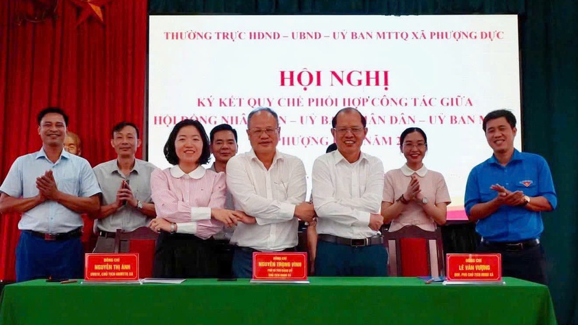 Hội nghị ký kết quy chế phối hợp công tác giữa HĐND-UBND-Uỷ ban MTTQ xã Phượng Dực năm 2025