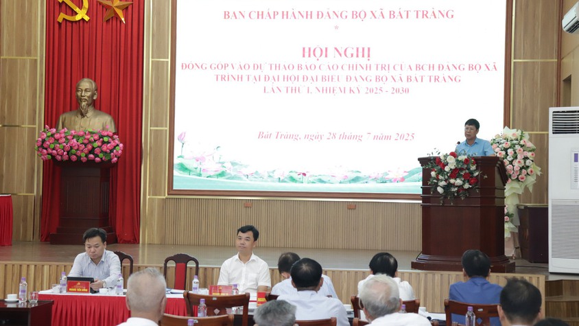 Bát Tràng quyết tâm đoàn kết, thống nhất, đẩy mạnh chuyển đổi số, xây dựng xã phát triển toàn diện, bền vững