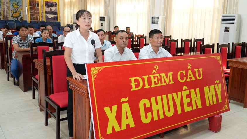 Cử tri 4 xã Phú Xuyên, Chuyên Mỹ, Đại Xuyên, Phượng Dực: kiến nghị nhiều vấn đề dân sinh