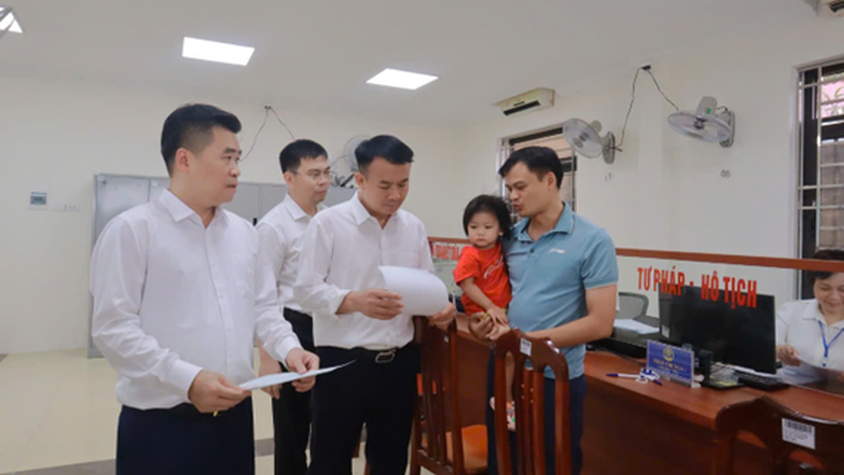 Xã Hát Môn nỗ lực nâng cao sự hài lòng của người dân đối với dịch vụ hành chính công