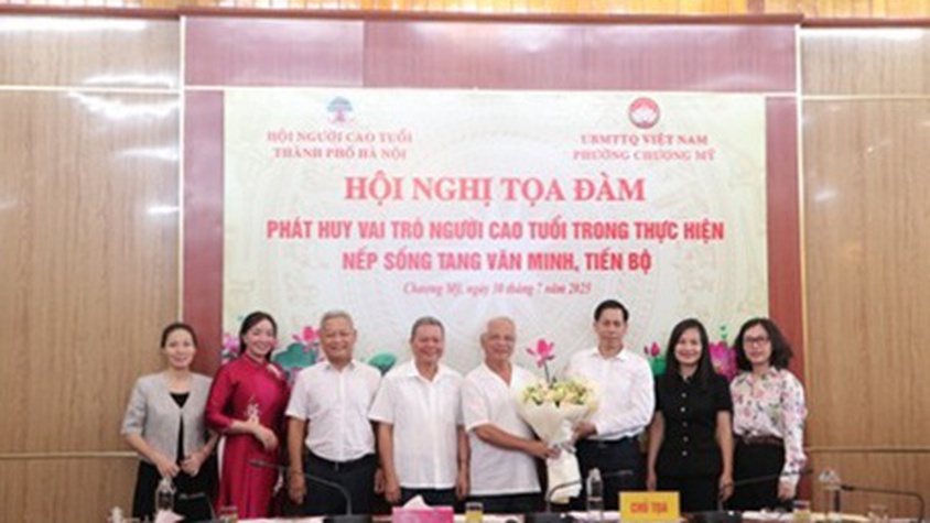 Người cao tuổi giữ vai trò quan trọng trong việc thực hiện nếp sống tang văn minh, tiến bộ