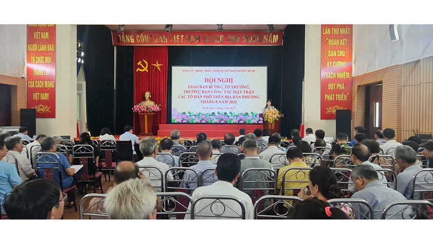 Giao ban các Chi, Đảng bộ cơ sở tháng 8 năm 2025.