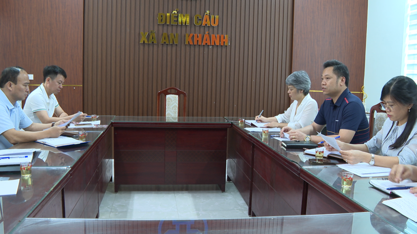 Phó Chủ tịch UBND xã An Khánh Bùi Thu Hương làm việc với Trung tâm Văn hóa, Thông tin và Thể thao xã