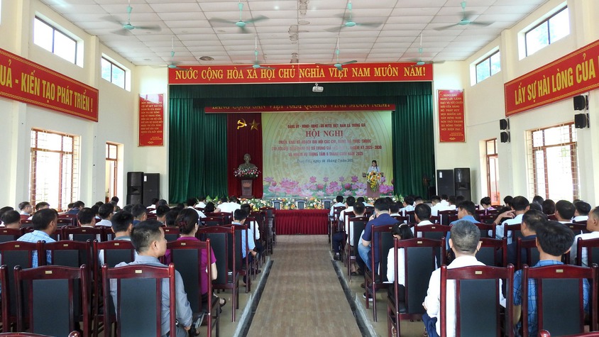 TRUNG GIÃ TRIỂN KHAI KẾ HOẠCH ĐẠI HỘI CÁC CHI, ĐẢNG BỘ TRỰC THUỘC, ĐẠI HỘI ĐẠI BIỂU ĐẢNG BỘ XÃ LẦN THỨ I, NHIỆM KỲ 2025 - 2030