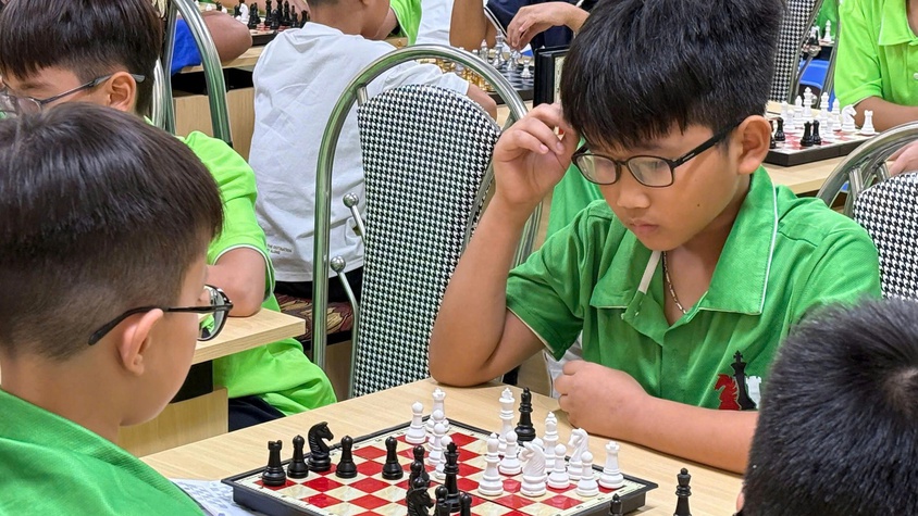 GIẢI CỜ VUA THIẾU NHI GIAO HỮU “KỲ THỦ NHÍ ĐẤT DANH HƯƠNG”