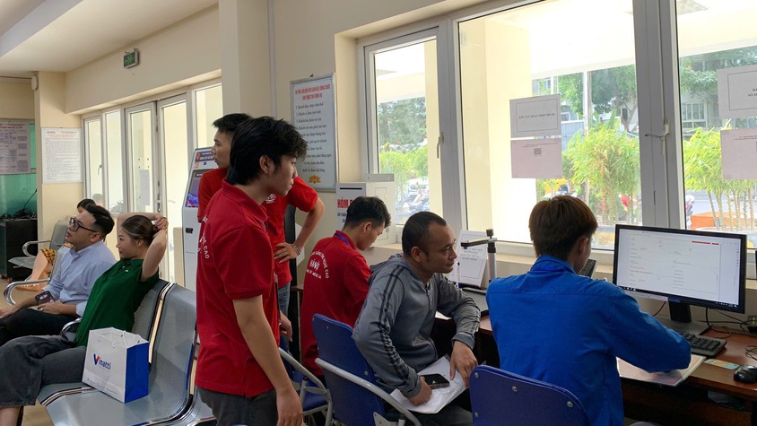 Phường Kiến Hưng triển khai Chiến dịch “45 ngày đêm ra quân hỗ trợ hoạt động chuyển đổi số”