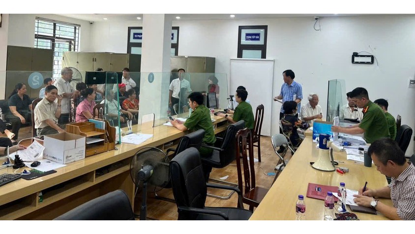 Phường Cầu Giấy triển khai công tác đổi thẻ đảng viên