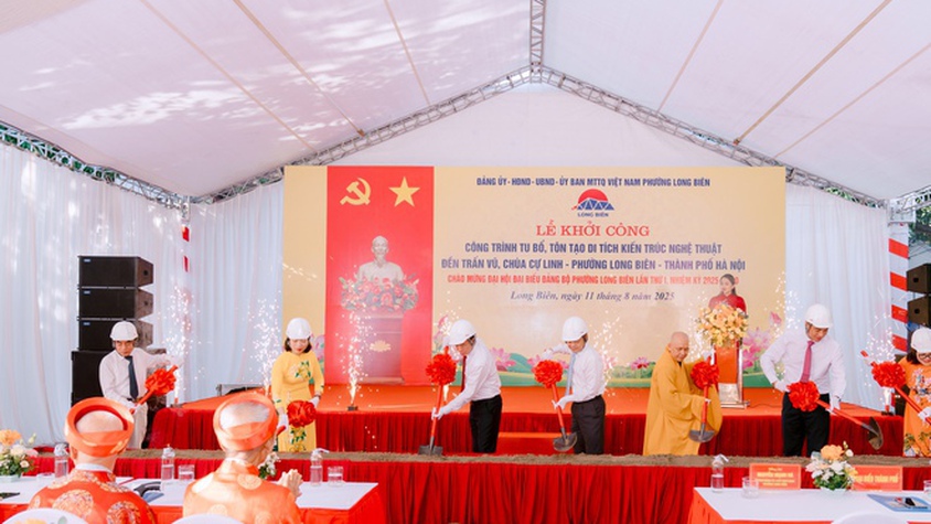 Long Biên khởi công dự án tu bổ, tôn tạo di tích đền Trấn Vũ chào mừng Đại hội đại biểu Đảng bộ phường lần thứ I