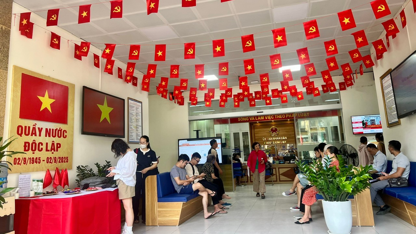 QUẦY NƯỚC “ĐỘC LẬP” TẠI ĐIỂM PHỤC VỤ HÀNH CHÍNH CÔNG PHƯỜNG KIM LIÊN – HOẠT ĐỘNG Ý NGHĨA CHÀO MỪNG QUỐC KHÁNH 2/9