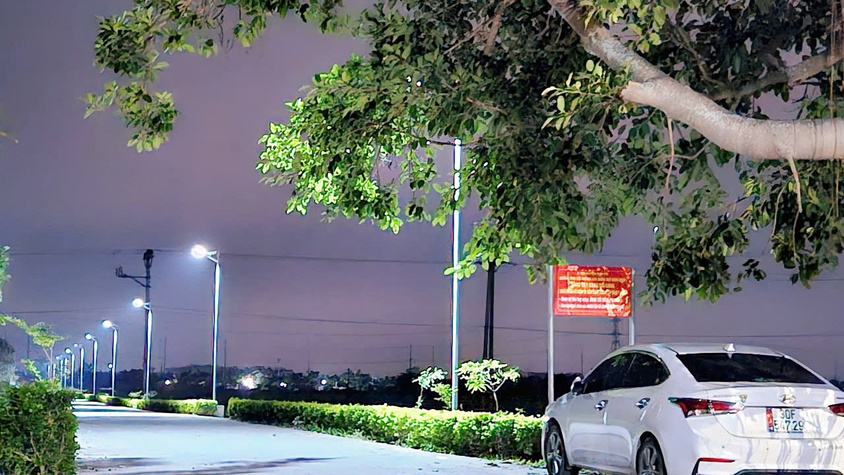 Cán bộ và nhân dân thôn Yên Khê hưởng ứng phong trào “Sáng, Xanh, Sạch, Đẹp”, chào mừng Đại hội đại biểu Đảng bộ phường Chương Mỹ lần thứ I, nhiệm kỳ 2025 – 2030