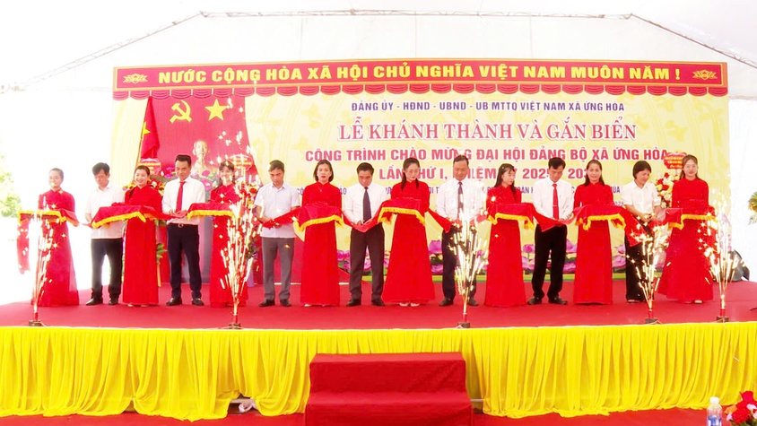 ỨNG HÒA TỔ CHỨC LỄ KHÁNH THÀNH VÀ GẮN BIỂN CÔNG TRÌNH BẢO TỒN, PHỤC DỰNG, TÔN TẠO KHU DI TÍCH LỊCH SỬ ĐỊA ĐIỂM AN TOÀN KHU XỨ ỦY BẮC KỲ 1942 (CHÙA CHÒNG)