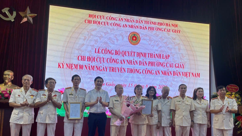 Lễ công bố Quyết định thành lập Chi hội Cựu CAND phường Cầu Giấy