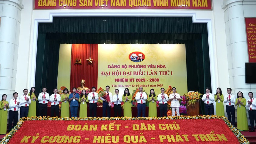 Đảng bộ phường Yên Hoà đã tổ chức thành công Đại hội đại biểu Đảng bộ phường lần thứ Nhất với chủ đề 