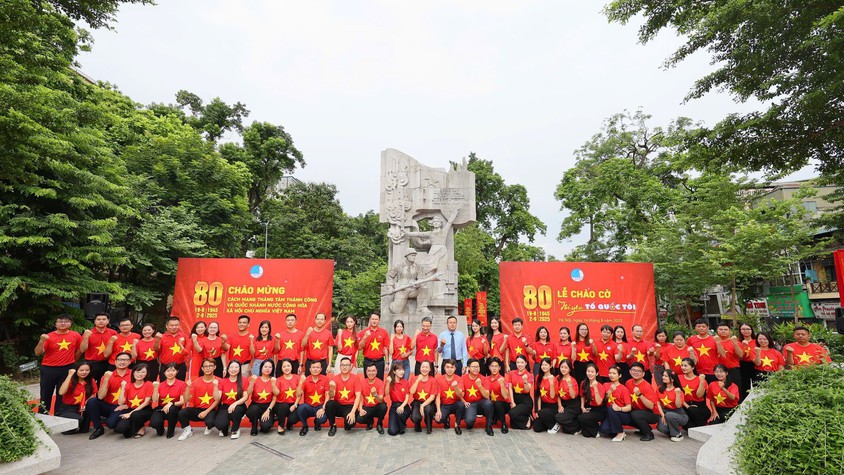 Tuổi trẻ Ba Đình vinh dự đăng cai tổ chức Lễ chào cờ “Tôi yêu Tổ quốc tôi” cấp Trung ương