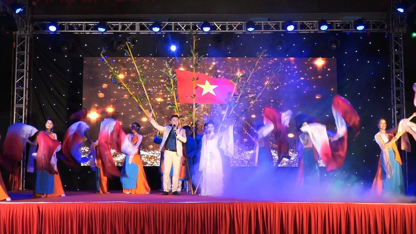 LIÊN HOAN NGHỆ THUẬT CHÀO MỪNG THÀNH CÔNG ĐẠI HỘI ĐẢNG BỘ XÃ DÂN HÒA LẦN THỨ I, NHIỆM KỲ 2025 - 2030: KHÍ THẾ MỚI, NIỀM TIN MỚI