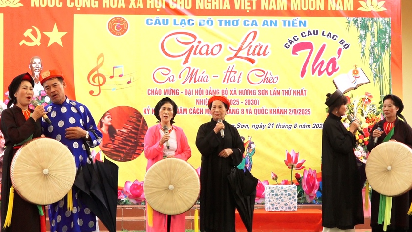 Âm vang thơ ca mừng Đảng, mừng quê hương