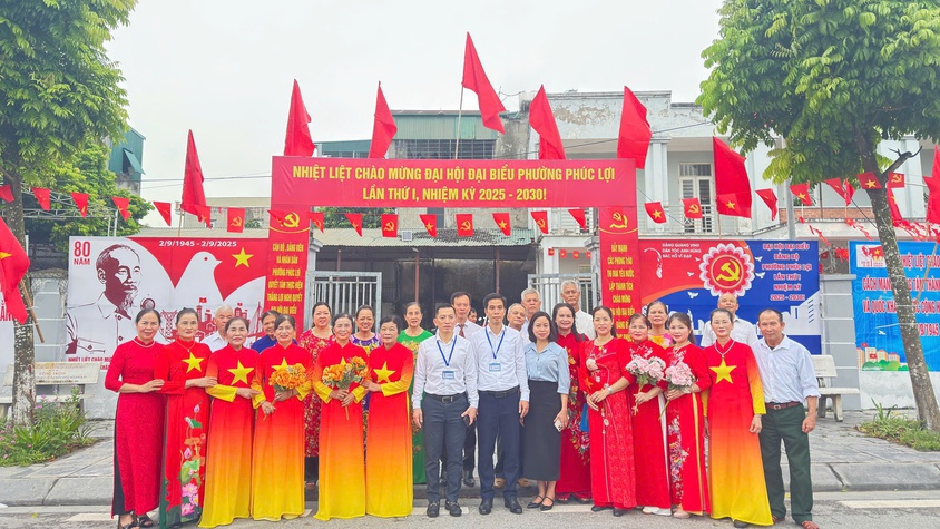 Khánh thành công trình Tuyên truyền cổ động trực quan chào mừng Đại hội đại biểu Đảng bộ phường Phúc Lợi lần thứ I, nhiệm kỳ 2025-2030