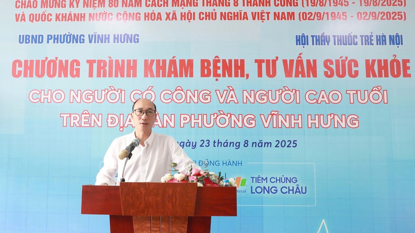 PHƯỜNG VĨNH HƯNG TỔ CHỨC KHÁM, TƯ VẤN SỨC KHỎE CHO NGƯỜI CÓ CÔNG, NGƯỜI CAO TUỔI NHÂN KỶ NIỆM 80 NĂM CÁCH MẠNG THÁNG TÁM VÀ QUỐC KHÁNH 2/9