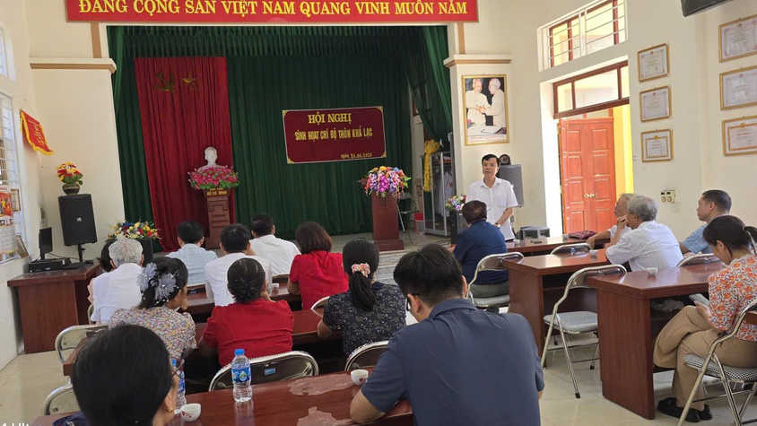 Chi bộ thôn Khả Lạc tổ chức Hội nghị sinh hoạt chuyên đề