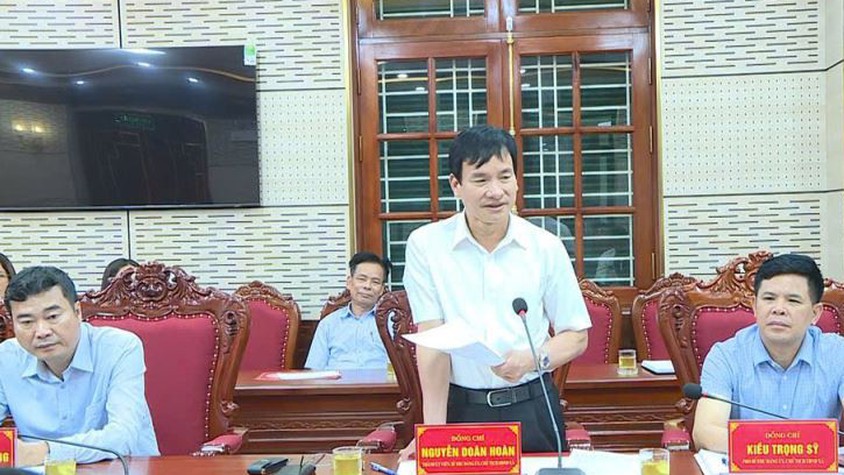 Ngân hàng Nhà nước chi nhánh Khu vực I làm việc với Đảng uỷ xã Phúc Thọ về tình hình hoạt động trên địa bàn