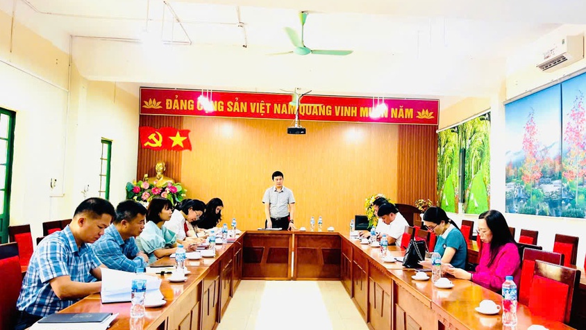 THƯỜNG TRỰC HĐND XÃ SÓC SƠN KHẢO SÁT VIỆC TRIỂN KHAI NHIỆM VỤ NĂM HỌC 2025 - 2026 