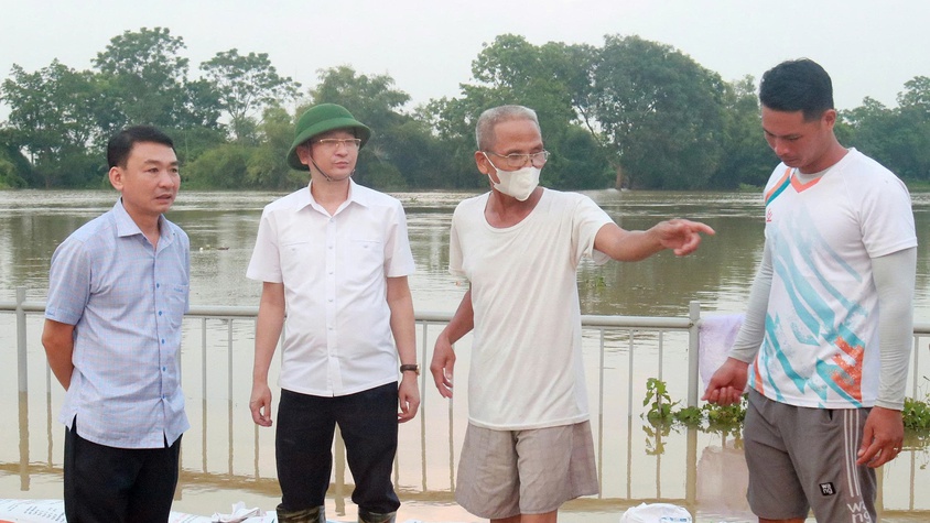 Xuân Mai: Tăng cường chỉ đạo phòng, chống, khắc phục thiệt hại do mưa, ngập úng trên địa bàn xã