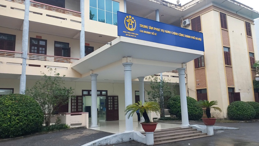 Ngày 05/8/2025, Trung tâm Phục vụ hành chính công thành phố Hà Nội ban hành Quyết định số 1143/QĐ-TTPVHCC về việc công bố điều chỉnh địa điểm thực hiện thủ tục hành chính tại Trung tâm Phục vụ hành chính công thành phố Hà Nội - Chi nhánh số 12.