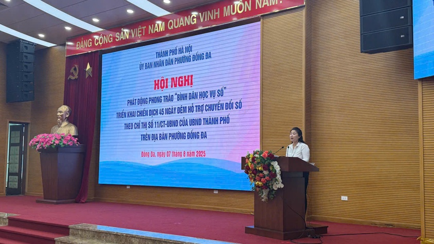 Hội nghị Phát động phong trào “Bình dân học vụ số” và triển khai Chiến dịch “45 ngày đêm ra quân hỗ trợ hoạt động chuyển đổi số trong giai đoạn đầu vận hành mô hình chính quyền địa phương hai cấp” trên địa bàn phường