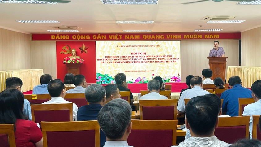 Phường Dương Nội triển khai chiến dịch “ 45 ngày đêm ra quân hỗ trợ hoạt động chuyển đổi số”
