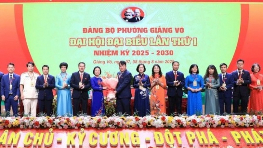 Đại hội đại biểu Đảng bộ phường Giảng Võ lần thứ I, nhiệm kỳ 2025-2030 thành công tốt đẹp