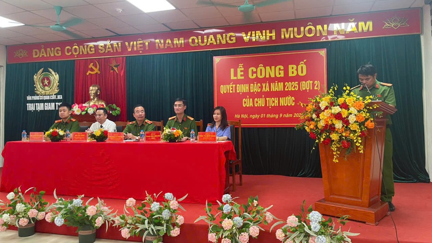LỄ CÔNG BỐ QUYẾT ĐỊNH ĐẶC XÁ NĂM 2025 TẠI TRẠI TẠM GIAM T16