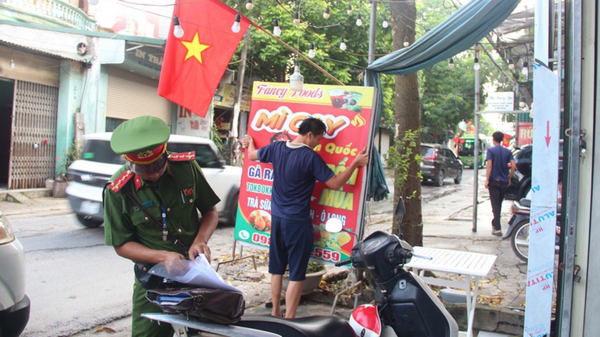 Xã Thạch Thất thực hiện văn minh đô thị và triển khai các biện pháp quản lý, giải toả các hoạt động kinh doanh tự phát trên địa bàn 