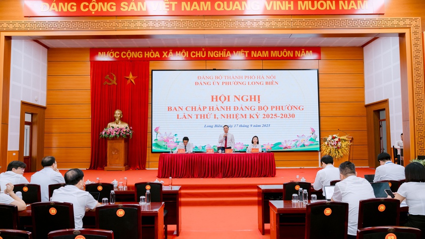 Đảng bộ Long Biên phát huy tinh thần đoàn kết, quyết tâm hoàn thành toàn diện các chỉ tiêu kinh tế - xã hội năm 2025