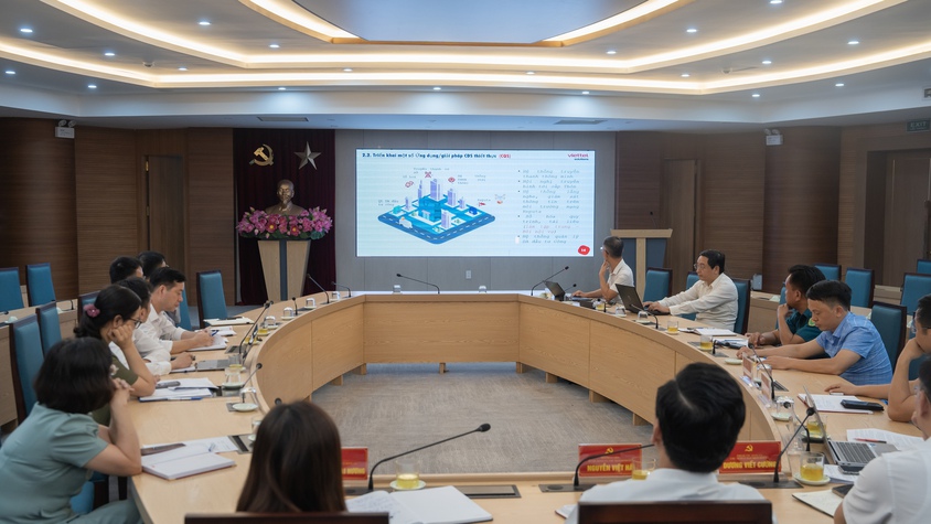 UBND xã Gia Lâm tổ chức hội nghị chuyên đề về các giải pháp thúc đẩy chuyển đổi số trên địa bàn