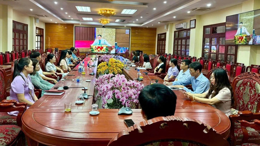 Điểm cầu xã Mỹ Đức dự tập huấn công tác xây dựng đảng, đoàn thể năm 2025