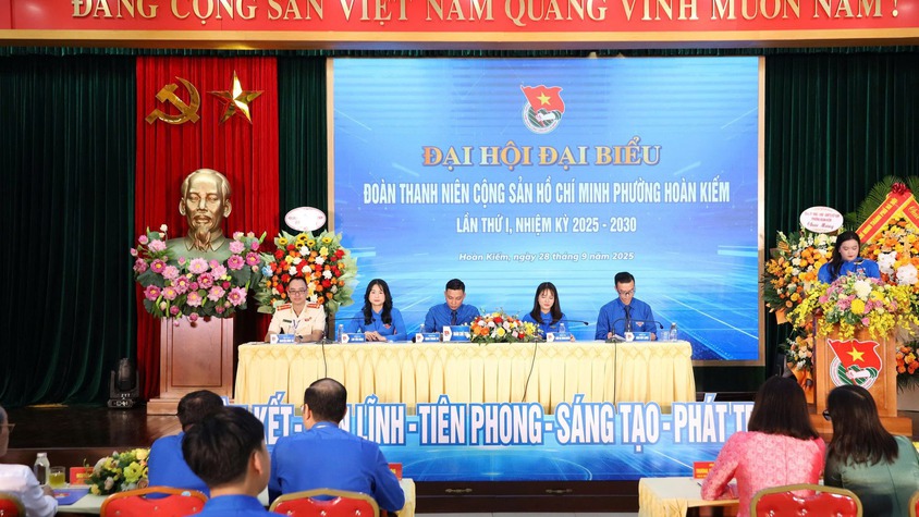 Đại hội đại biểu Đoàn TNCS Hồ Chí Minh phường Hoàn Kiếm lần thứ I - Tuổi trẻ tiên phong - chuyển đổi số, sáng tạo, vì cộng đồng
