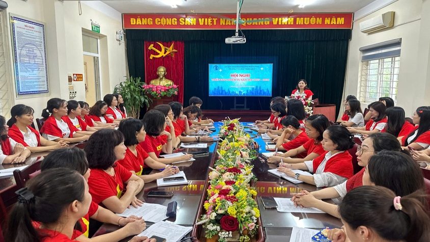 TRƯỜNG TIỂU HỌC THỊNH LIỆT TỔ CHỨC HỘI NGHỊ TRIỂN KHAI NHIỆM VỤ NĂM HỌC 2025 – 2026