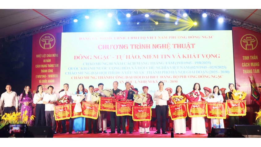 PHƯỜNG ĐÔNG NGẠC TỔ CHỨC CHƯƠNG TRÌNH NGHỆ THUẬT VỚI CHỦ ĐỀ “ĐÔNG NGẠC – TỰ HÀO, NIỀM TIN VÀ KHÁT VỌNG”