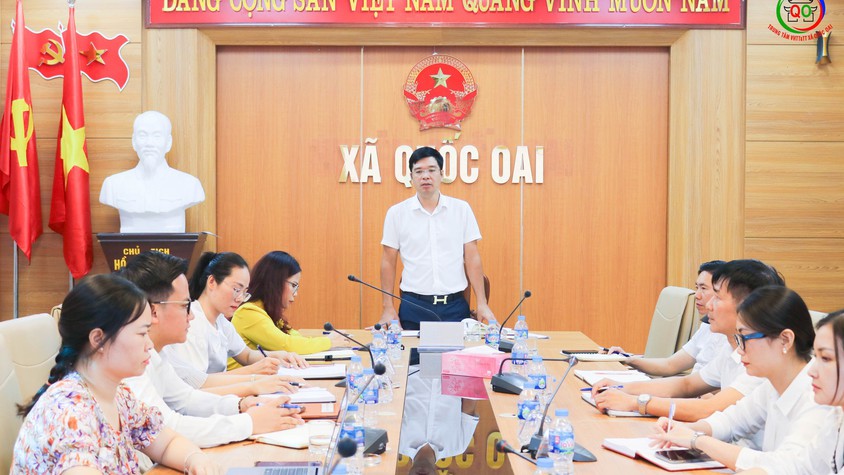 UBND xã Quốc Oai rà soát, đánh giá công tác cải cách hành chính, chuyển đổi số tháng 9/2025