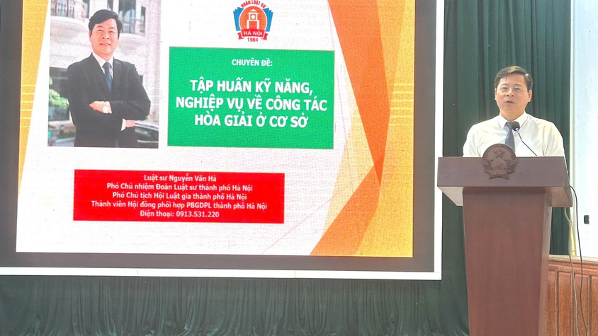 UBND xã Thư Lâm tổ chức Hội nghị công bố Quyết định thành lập các Tổ hoà giải trên địa bàn xã và tập huấn chuyên môn nghiệp vụ, kỹ năng hoà giải cho các hoà giải viên năm 2025.