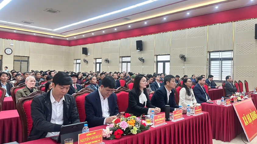 Điểm cầu xã Hạ Bằng tham dự Hội nghị Báo cáo viên Trung ương tháng 01 năm 2026