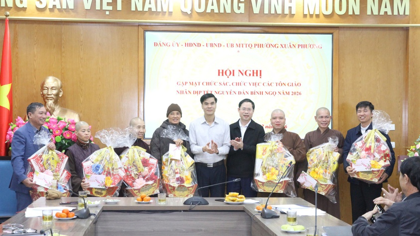 Phường Xuân Phương gặp mặt chức sắc, chức việc các tôn giáo nhân dịp Tết Nguyên đán Bính Ngọ năm 2026