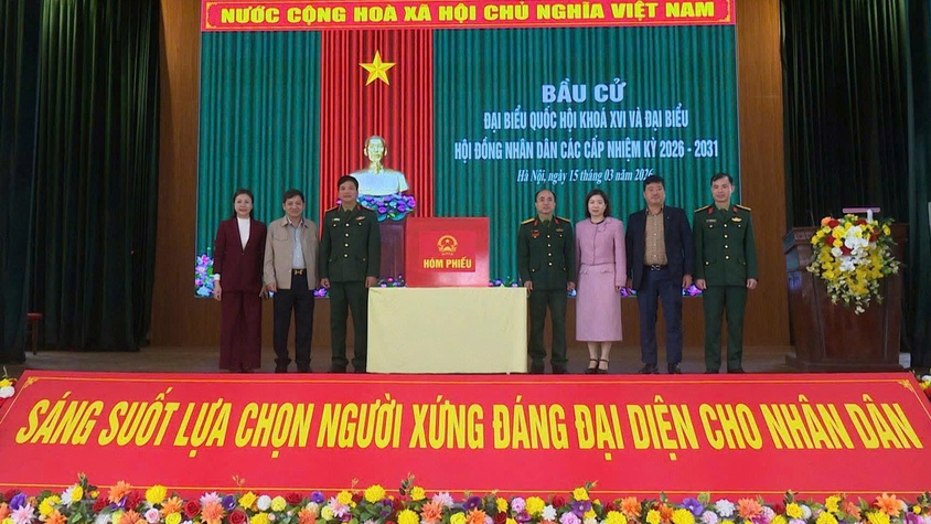 CHỦ TỊCH UBND XÃ SÓC SƠN PHẠM QUANG NGỌC KIỂM TRA CÔNG TÁC CHUẨN BỊ BẦU CỬ TẠI CÁC ĐƠN VỊ NGOÀI DÂN CƯ