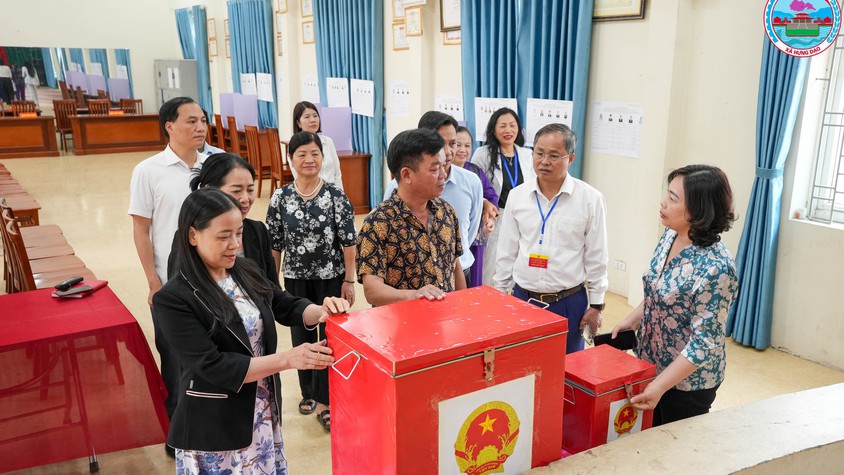 CHẤM THI CUỘC THI “GIỮ GÌN THÔN SÁNG, XANH, SẠCH, ĐẸP, AN TOÀN” THÁNG 3/2026