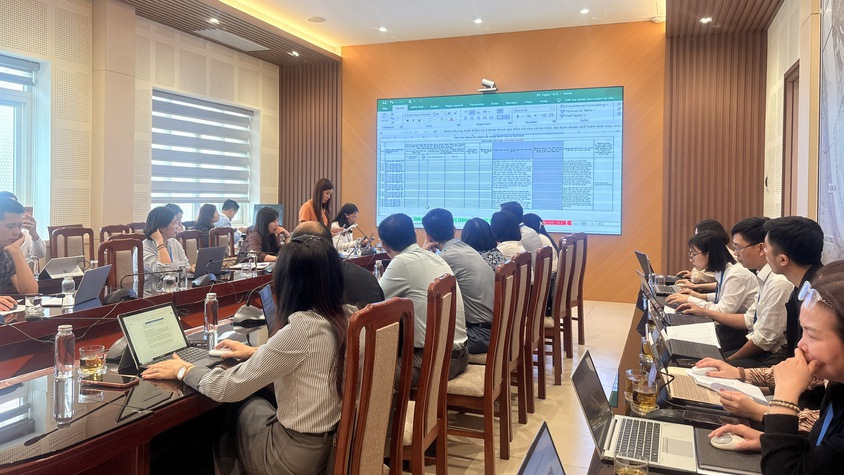 Long Biên tiếp tục chủ động chuẩn bị nghiệp vụ cho các Tổ bầu cử