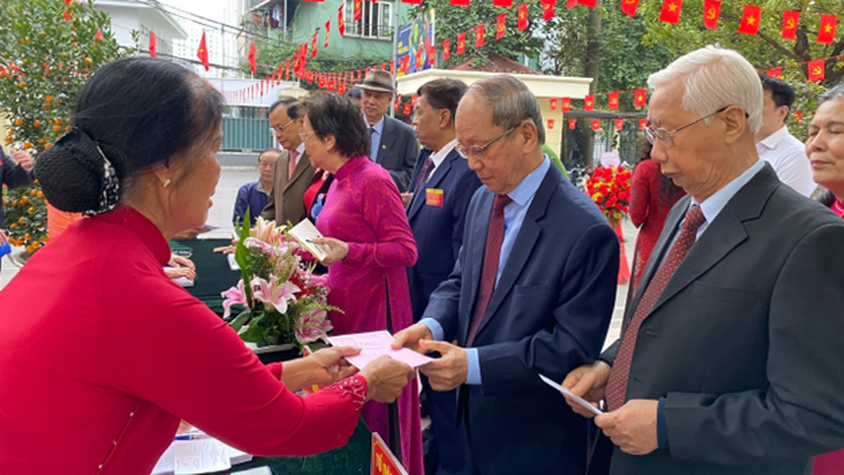 Phường Tây Hồ rộn ràng trong Ngày hội non sông