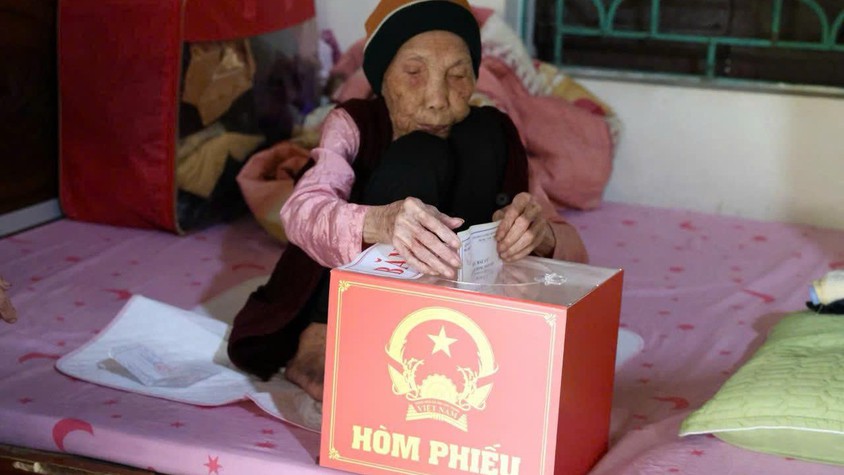 Minh Châu hoàn tất bầu cử sớm: 100% cử tri tham gia bỏ phiếu